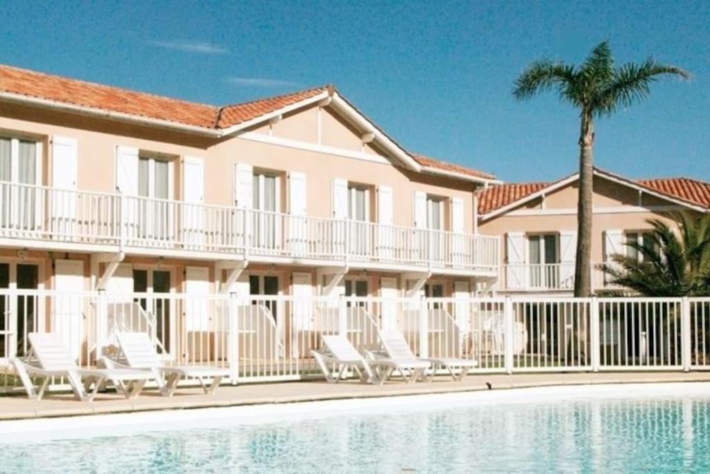 Апартаменти T3 En Duplex Avec Grande Piscine Англет Екстер'єр фото